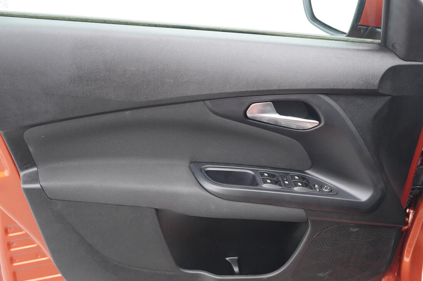 OV190V10236_19.webp_TIPO FireFly 1.0 46349385 74 kW manuál, DPH