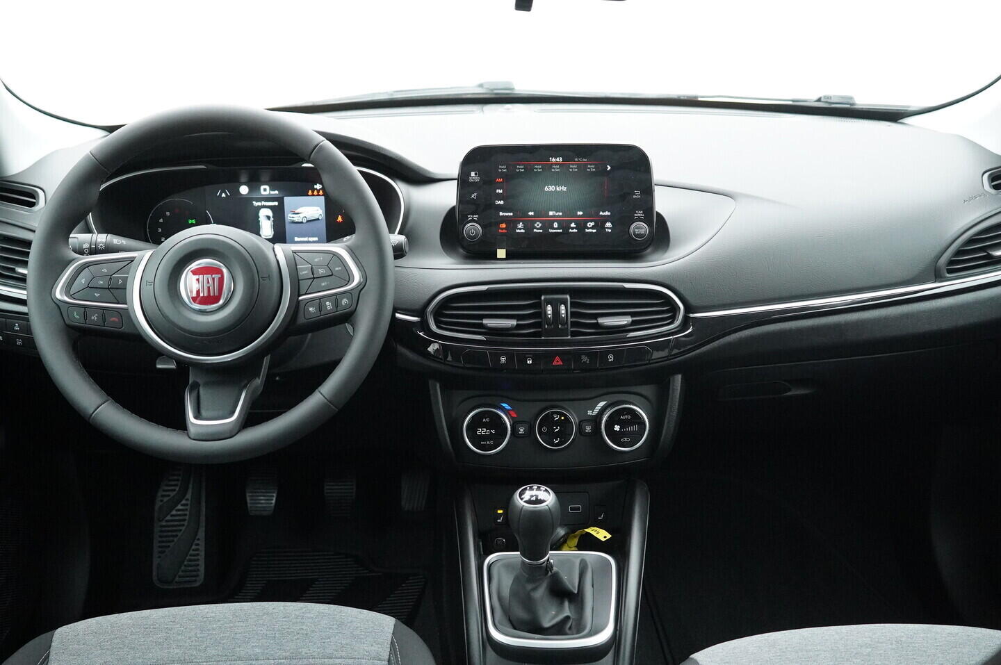 OV190V10236_27.webp_TIPO FireFly 1.0 46349385 74 kW manuál, DPH