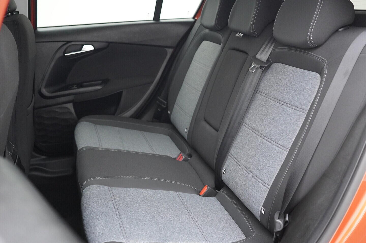 OV190V10236_35.webp_TIPO FireFly 1.0 46349385 74 kW manuál, DPH