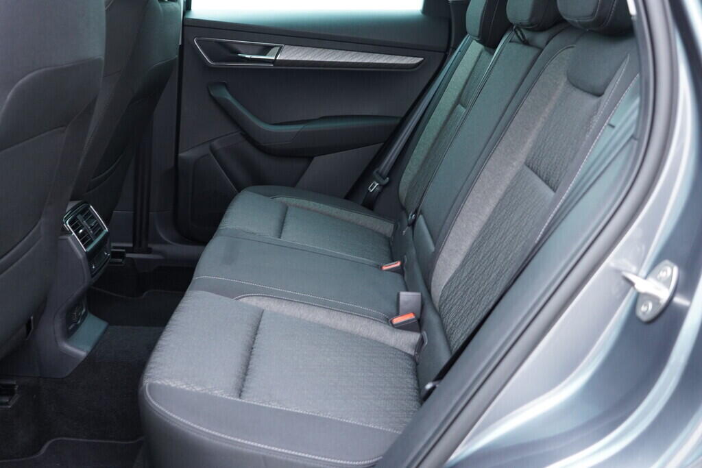 OV190V10240_37.webp_KAROQ  1.5 TSI 110 kW automat, DPH