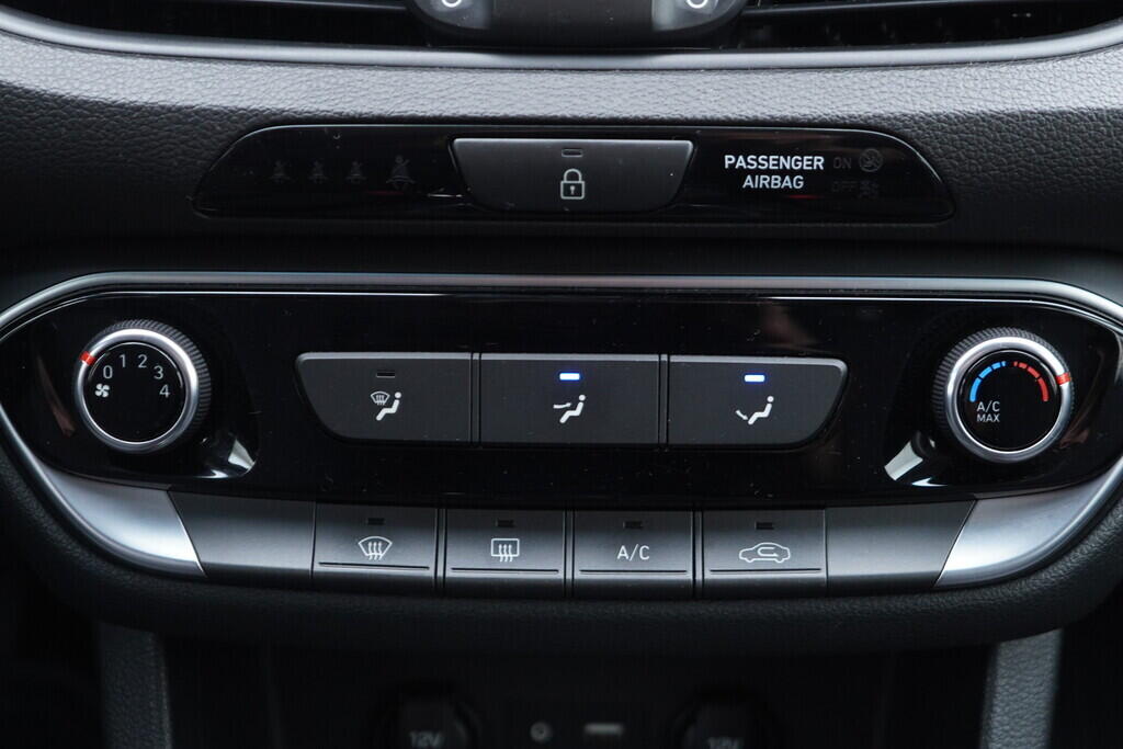 OV190V10243_29.webp_I30  1.0 GDi 88 kW manuál