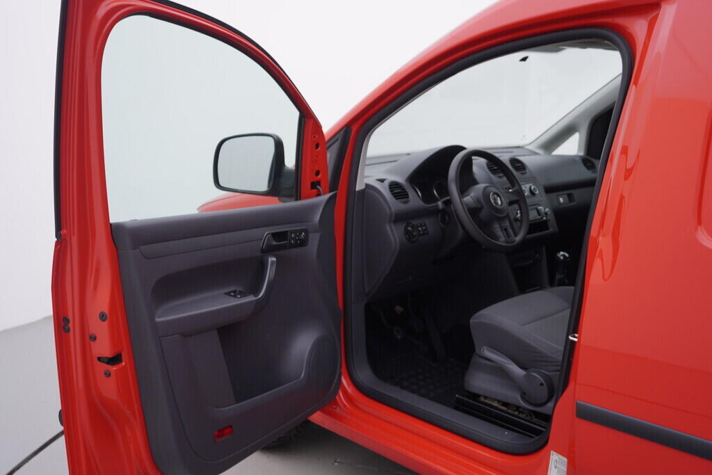 OV190V10247_18.webp_CADDY MAXI  1.6 TDI 75 kW manuál