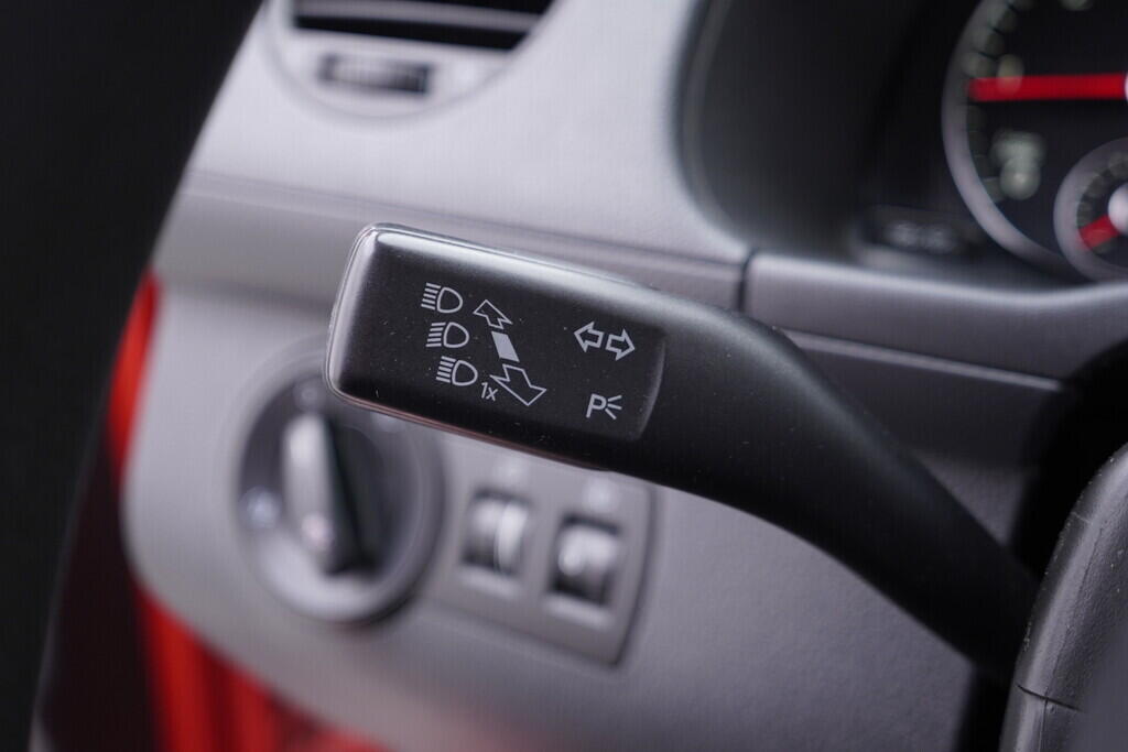 OV190V10247_24.webp_CADDY MAXI  1.6 TDI 75 kW manuál