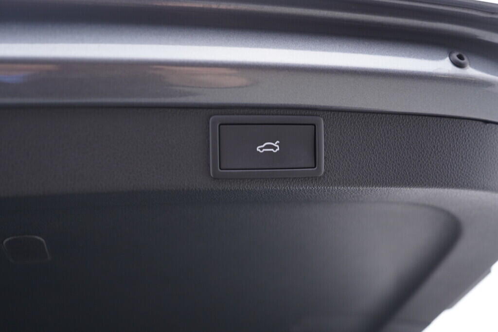 OV190V10256_41.webp_OCTAVIA Top Selection 2.0 TDI 110 kW automat, DPH