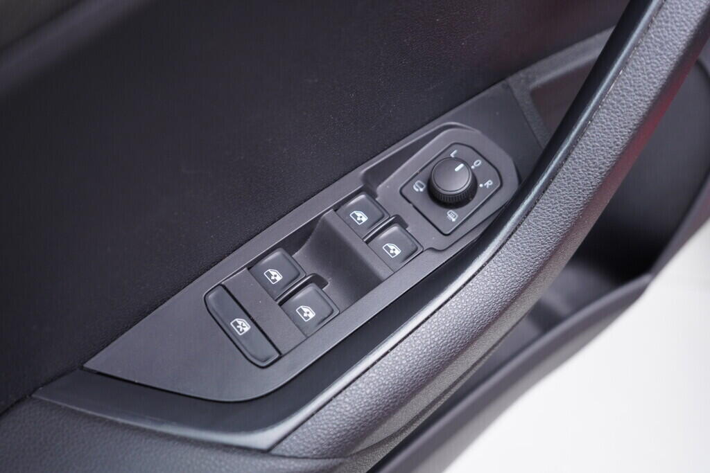 OV190V10261_20.webp_KAROQ Style 1.5 TSI 110 kW automat, DPH