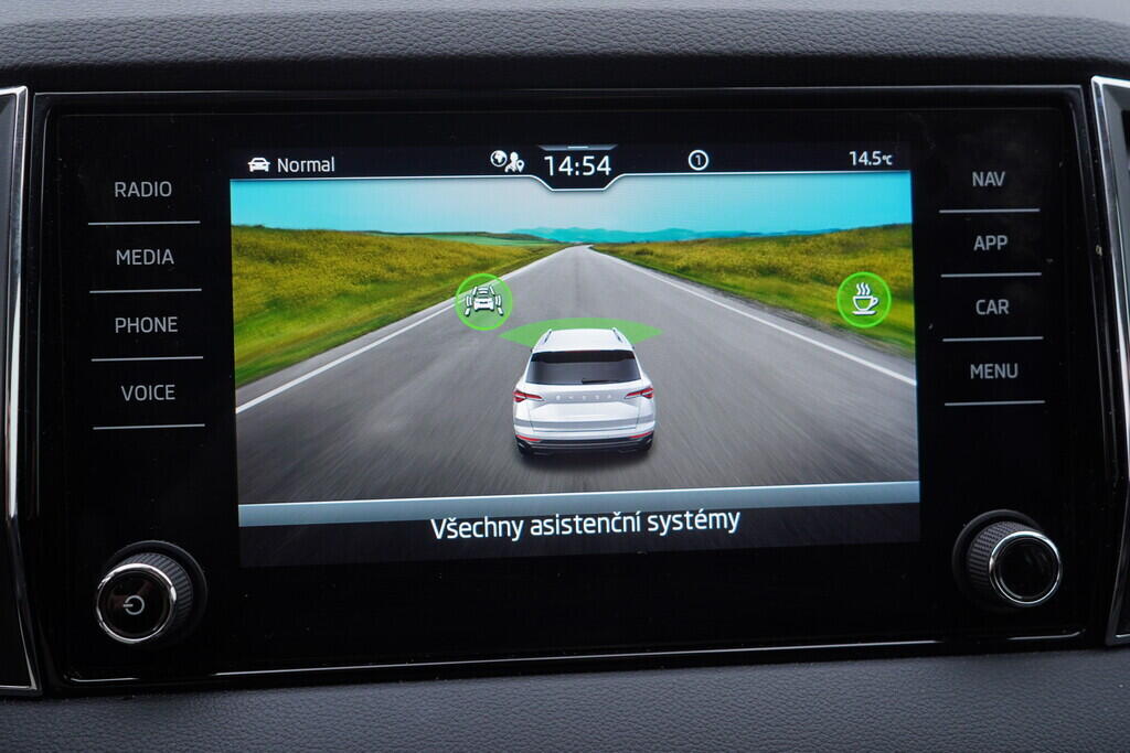 OV190V10261_33.webp_KAROQ Style 1.5 TSI 110 kW automat, DPH