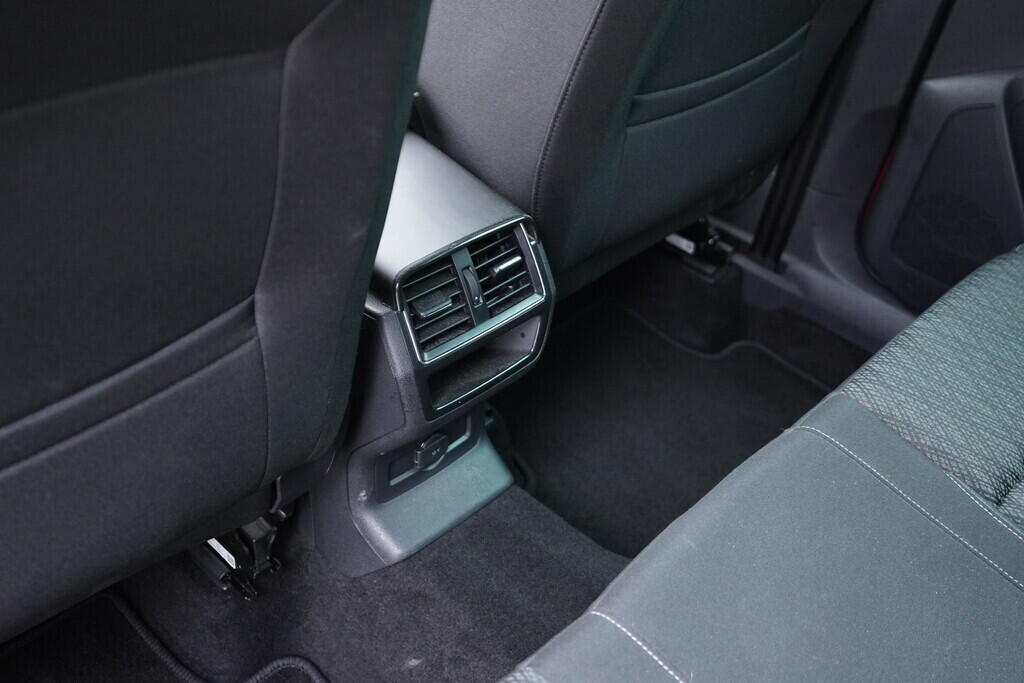 OV190V10261_38.webp_KAROQ Style 1.5 TSI 110 kW automat, DPH