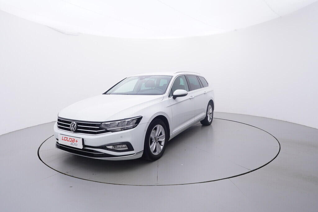 OV190V10262_10.webp_PASSAT Elegance 2.0 TDI 147 kW automat, DPH