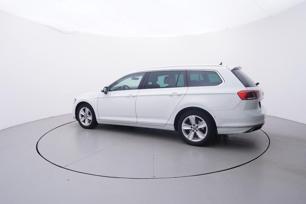 OV190V10262_12.webp_PASSAT Elegance 2.0 TDI 147 kW automat, DPH