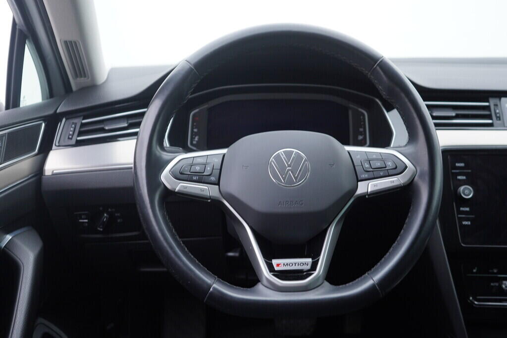 OV190V10262_25.webp_PASSAT Elegance 2.0 TDI 147 kW automat, DPH