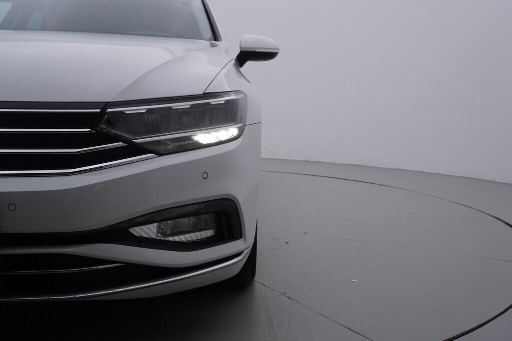 OV190V10262_42.webp_PASSAT Elegance 2.0 TDI 147 kW automat, DPH