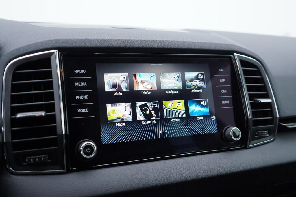 OV190V10269_28.webp_KAROQ Selection 1.5 TSI 110 kW automat, DPH