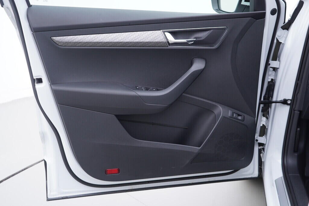 OV190V10270_19.webp_KAROQ  1.5 TSI 110 kW automat, DPH