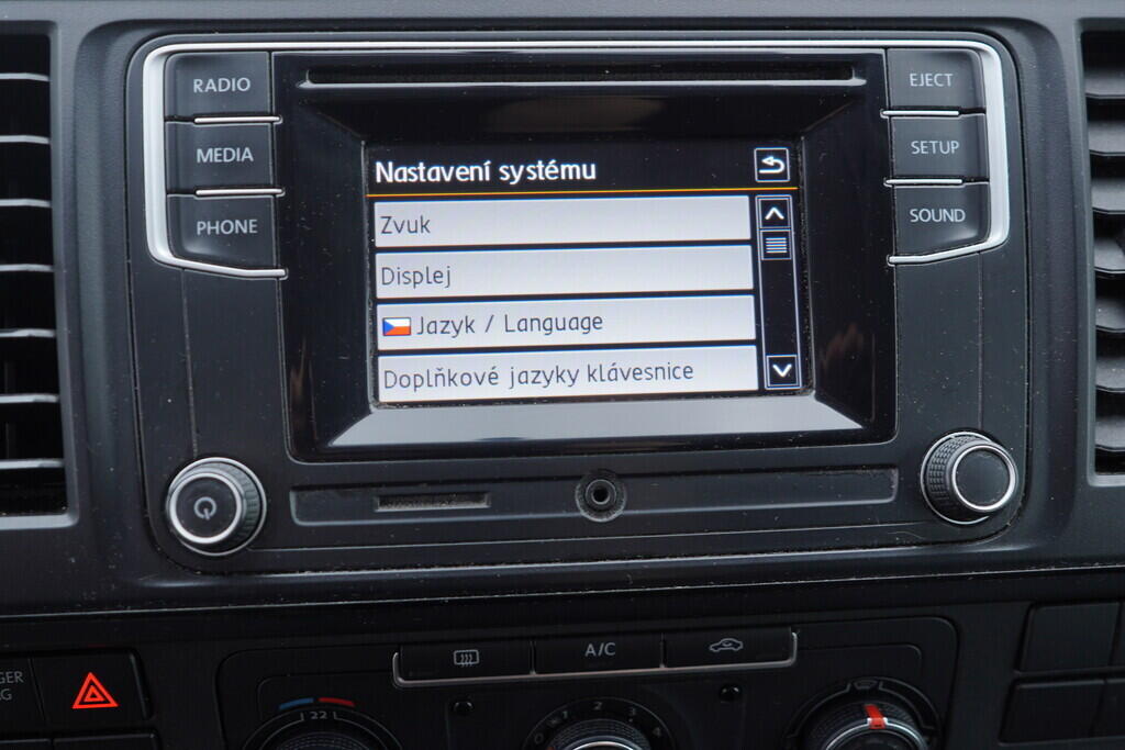 OV190V10272_27.webp_TRANSPORTER KOMBI  2.0 TDI 110 kW manuál, DPH