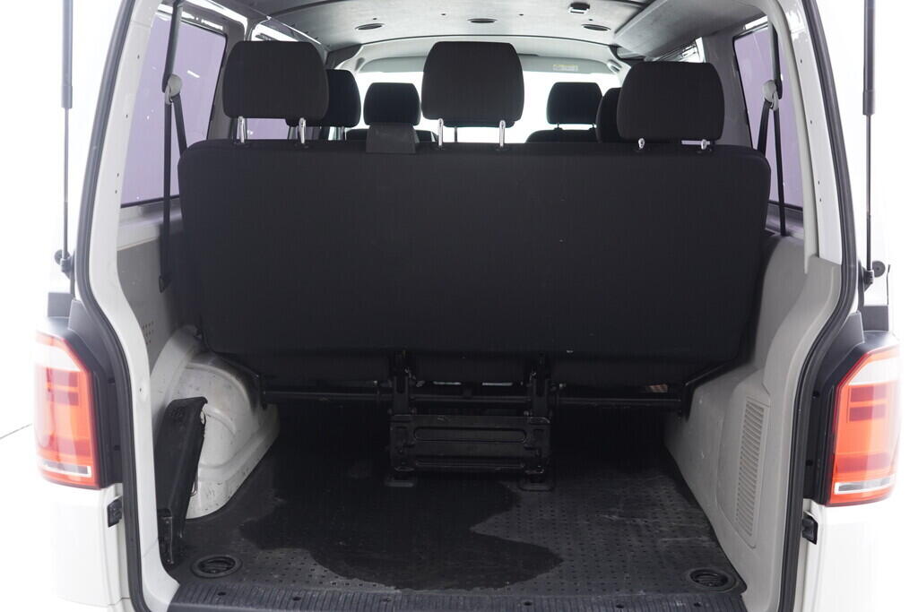 OV190V10272_37.webp_TRANSPORTER KOMBI  2.0 TDI 110 kW manuál, DPH