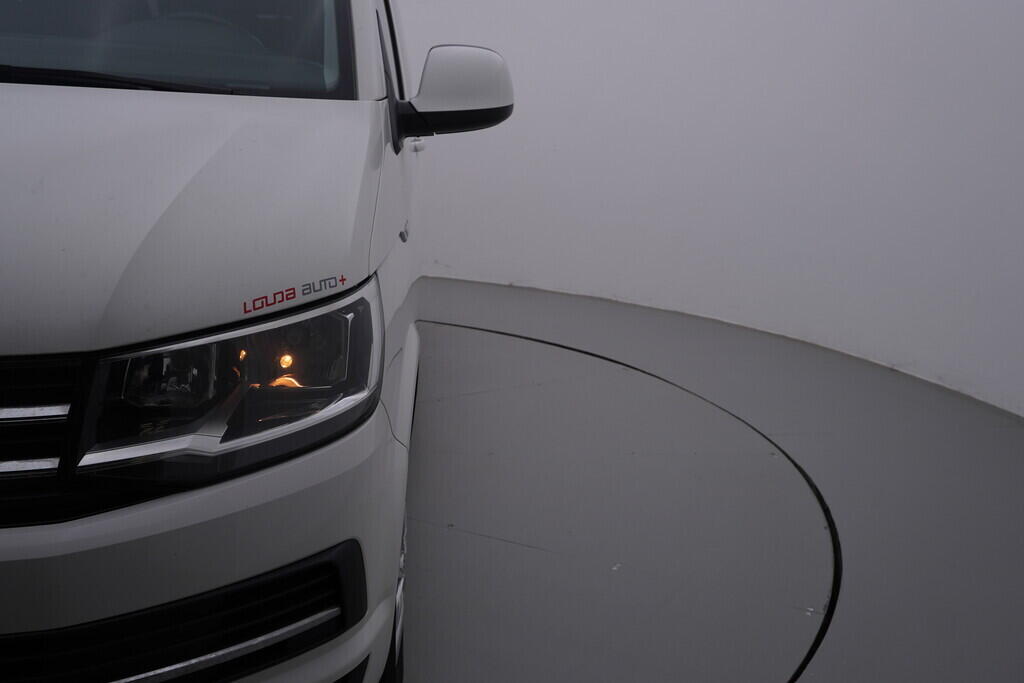 OV190V10272_41.webp_TRANSPORTER KOMBI  2.0 TDI 110 kW manuál, DPH