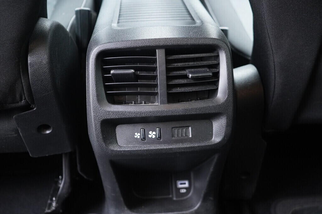 OV190V10273_33.webp_PROACE CITY VERSO  1.5 D4-D 96 kW manuál