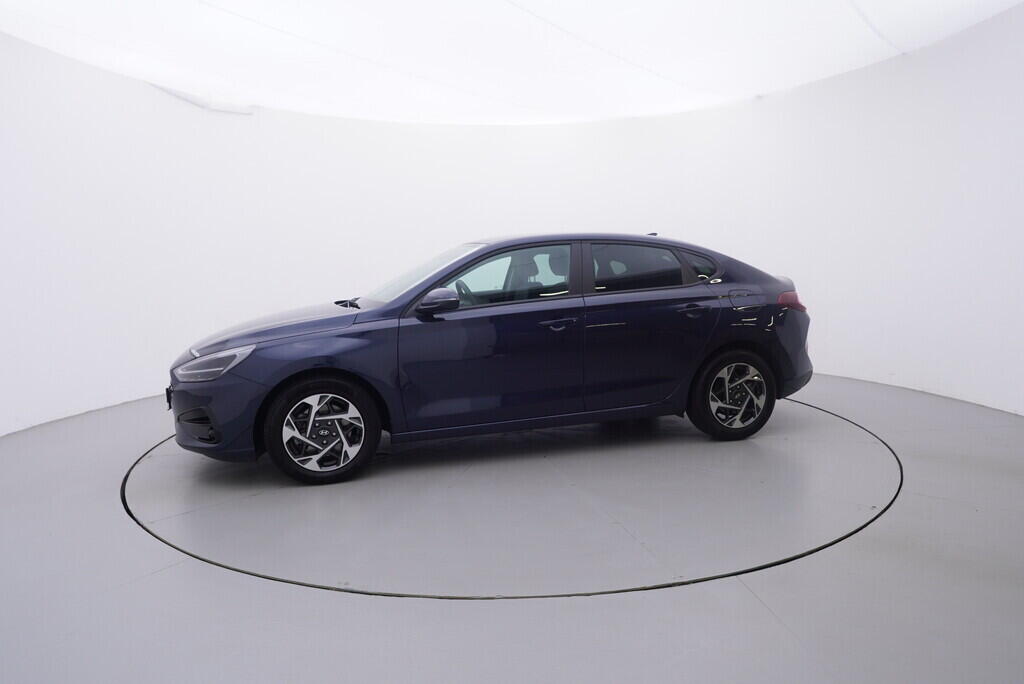 OV190V10275_11.webp_I30 Smart 1.0  73 kW manuál