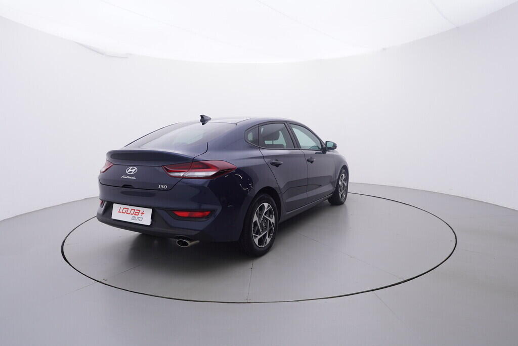 OV190V10275_14.webp_I30 Smart 1.0  73 kW manuál