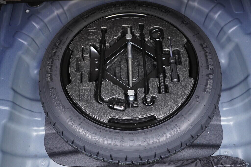 OV190V10275_36.webp_I30 Smart 1.0  73 kW manuál