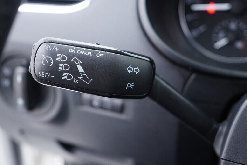 OV190V10279_24.webp_OCTAVIA Ambition Plus 1.6 TDI 66 kW manuál