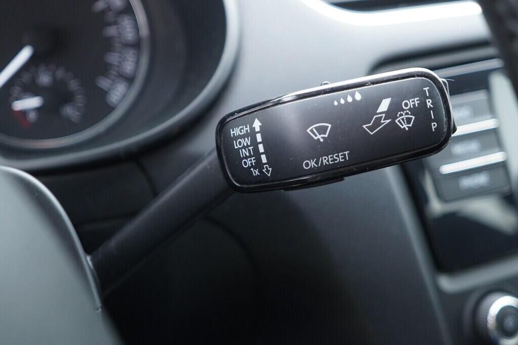 OV190V10279_25.webp_OCTAVIA Ambition Plus 1.6 TDI 66 kW manuál