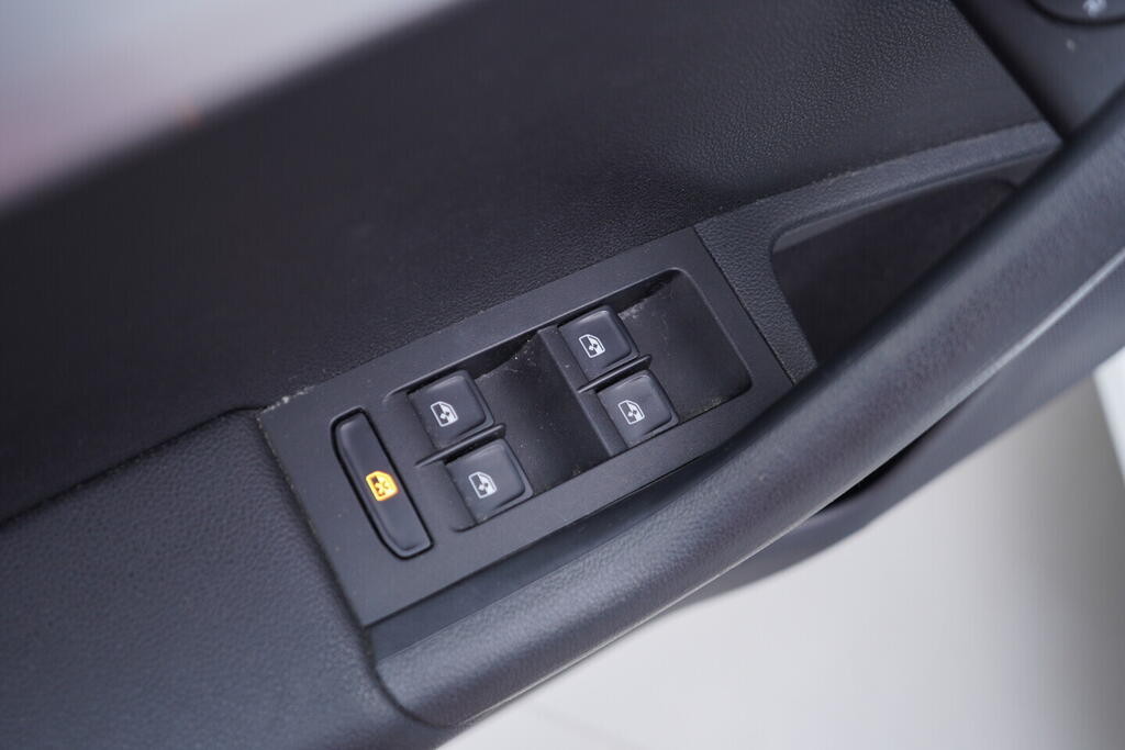 OV190V10281_20.webp_OCTAVIA Ambition 1.0 TSI 85 kW manuál