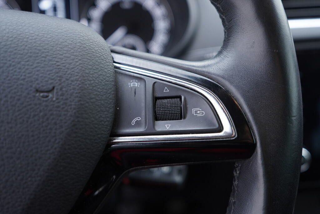 OV190V10281_26.webp_OCTAVIA Ambition 1.0 TSI 85 kW manuál