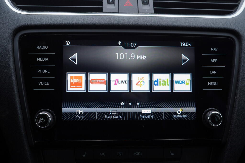 OV190V10281_29.webp_OCTAVIA Ambition 1.0 TSI 85 kW manuál