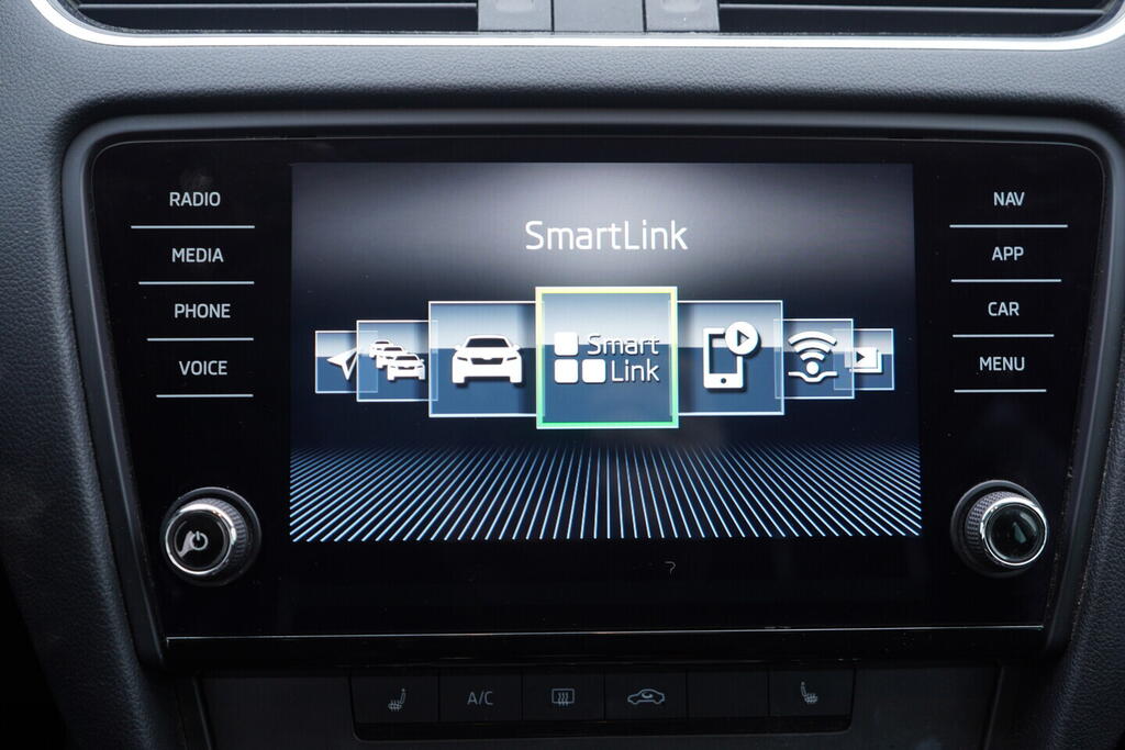 OV190V10281_31.webp_OCTAVIA Ambition 1.0 TSI 85 kW manuál