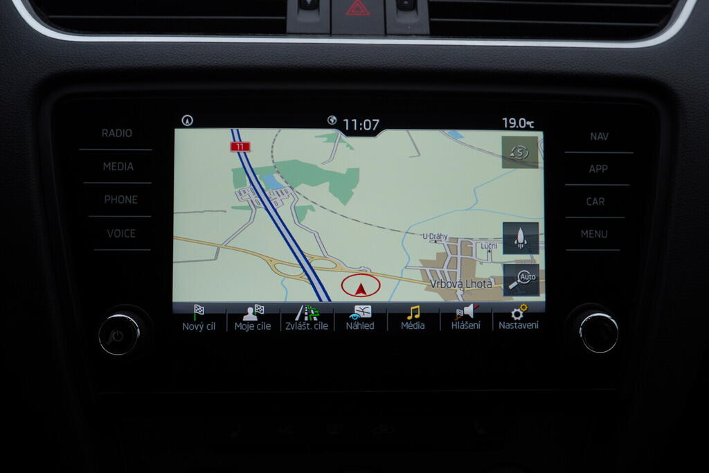 OV190V10281_32.webp_OCTAVIA Ambition 1.0 TSI 85 kW manuál