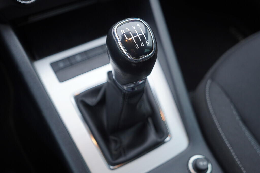 OV190V10281_35.webp_OCTAVIA Ambition 1.0 TSI 85 kW manuál