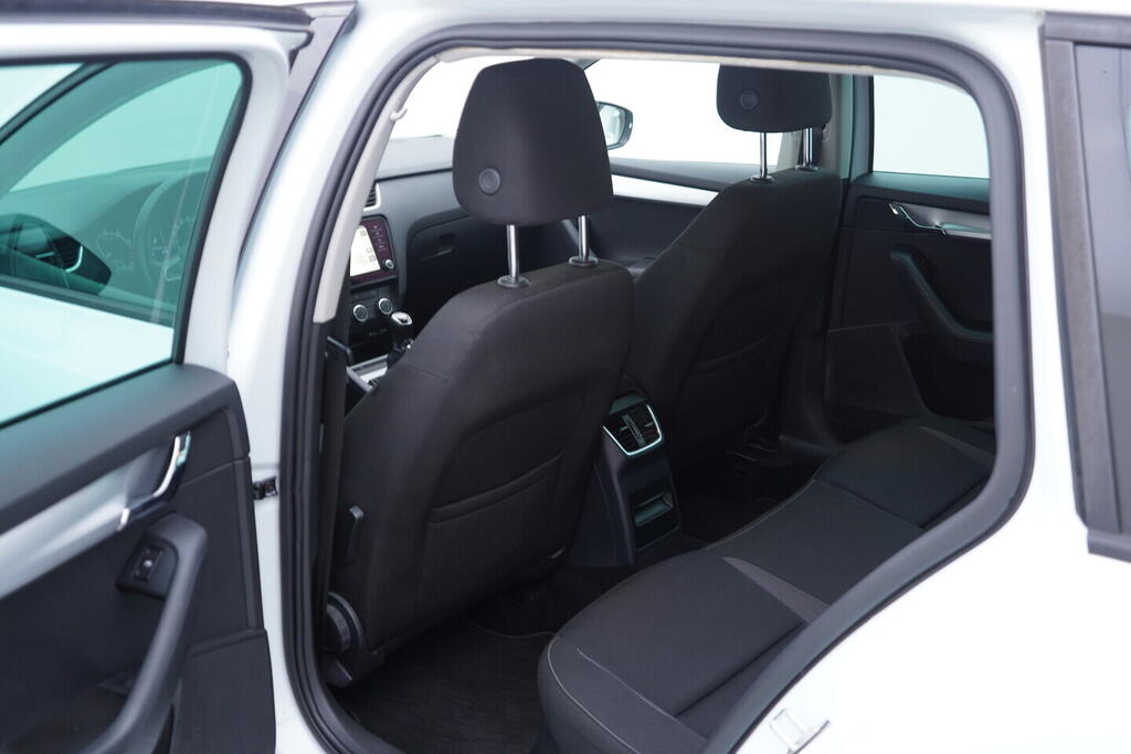 OV190V10281_36.webp_OCTAVIA Ambition 1.0 TSI 85 kW manuál