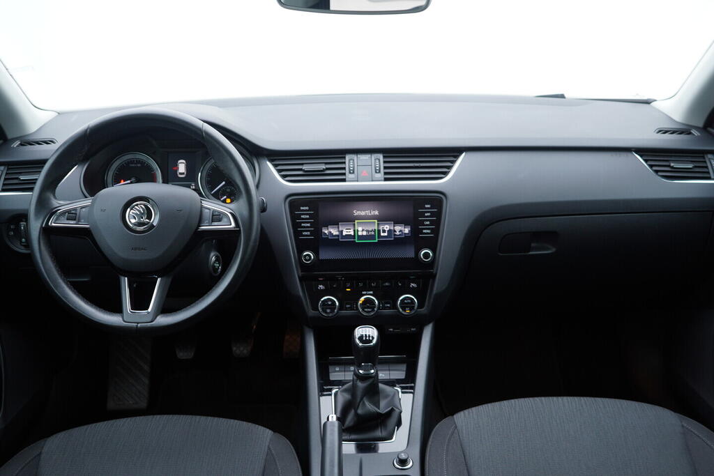 OV190V10282_26.webp_OCTAVIA Style 1.4 TSI 110 kW manuál