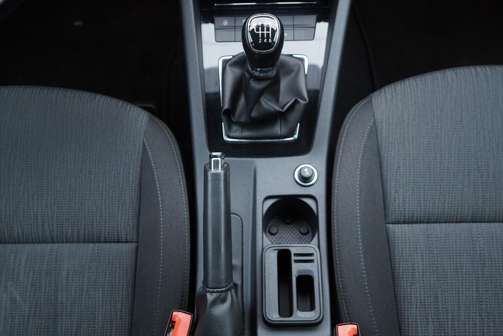 OV190V10282_33.webp_OCTAVIA Style 1.4 TSI 110 kW manuál