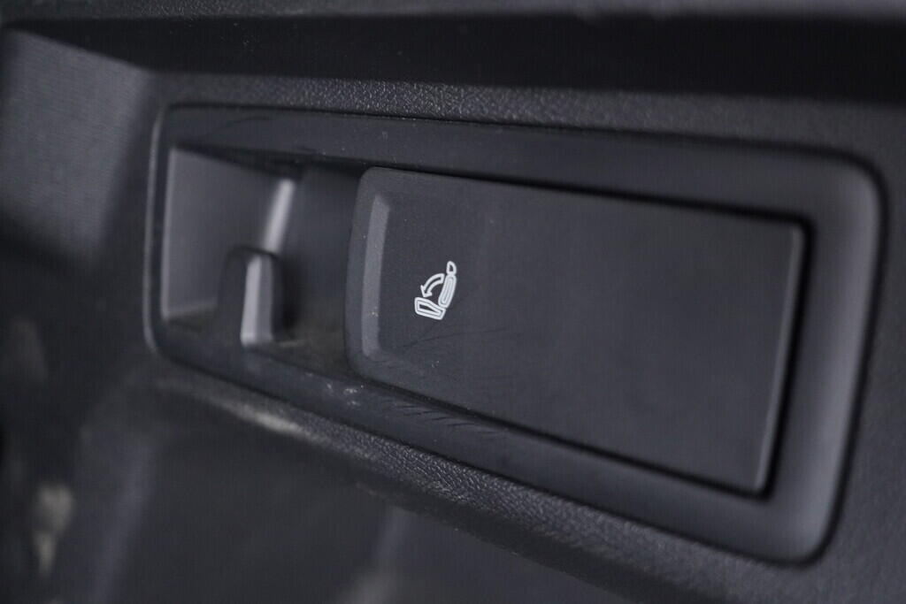 OV190V10283_40.webp_FORMENTOR VZ 2.0 TSI 180 kW automat, DPH