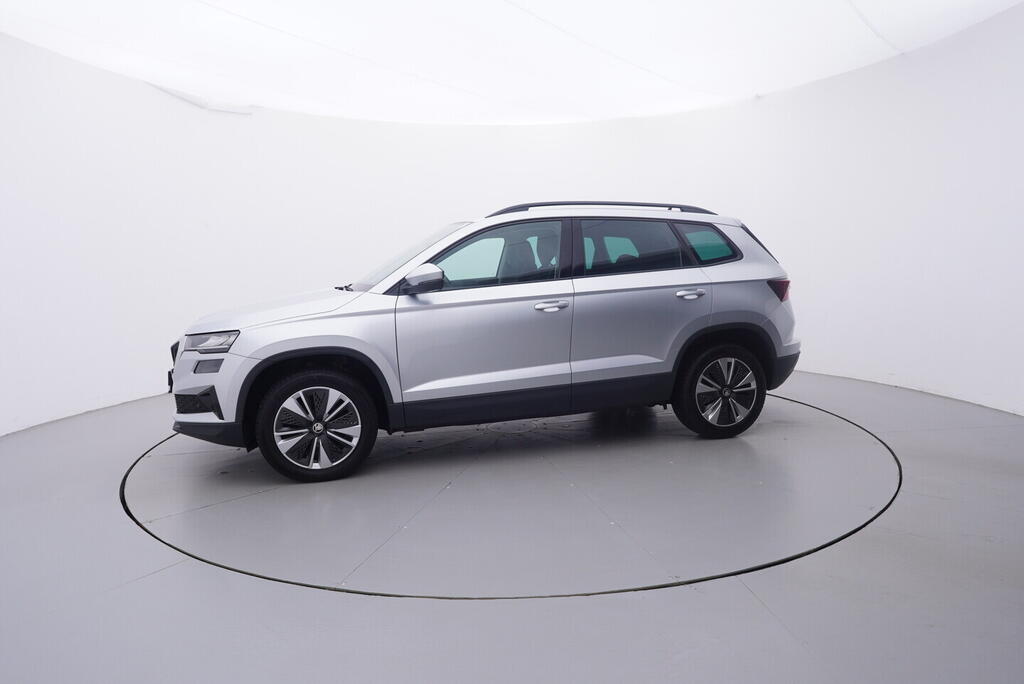 OV190V10284_11.webp_KAROQ Bussines 2.0 TDI 85 kW automat, DPH