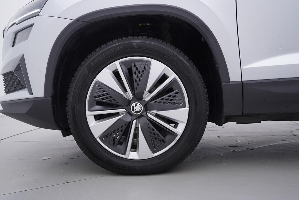 OV190V10284_43.webp_KAROQ Bussines 2.0 TDI 85 kW automat, DPH