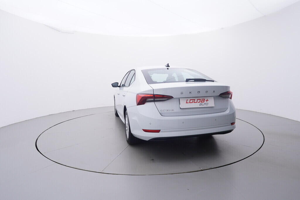 OV190V10288_13.webp_OCTAVIA Ambition 2.0 TDI 85 kW manuál, DPH