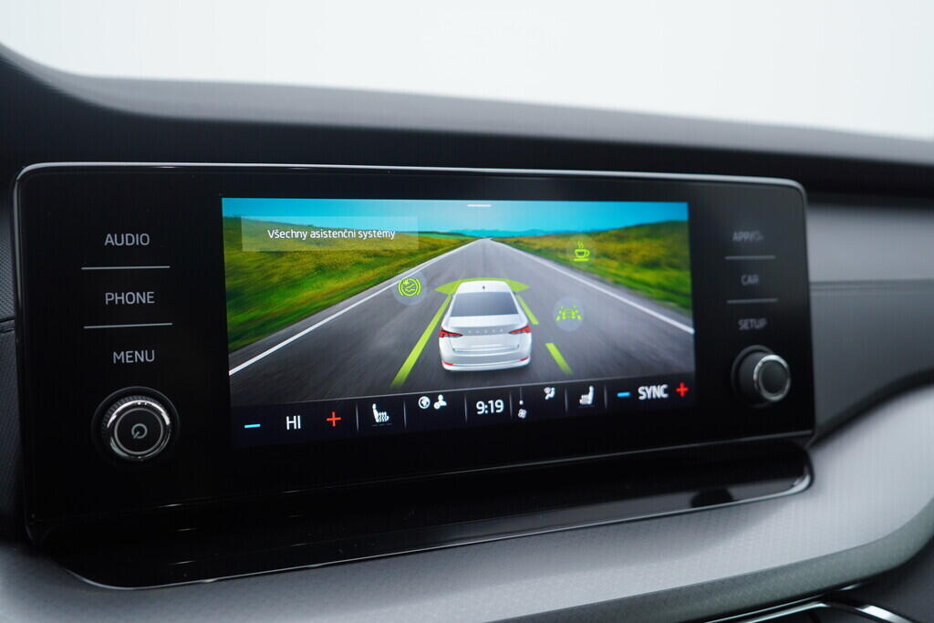 OV190V10288_30.webp_OCTAVIA Ambition 2.0 TDI 85 kW manuál, DPH