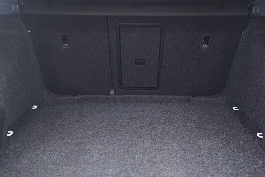 OV190V10288_36.webp_OCTAVIA Ambition 2.0 TDI 85 kW manuál, DPH