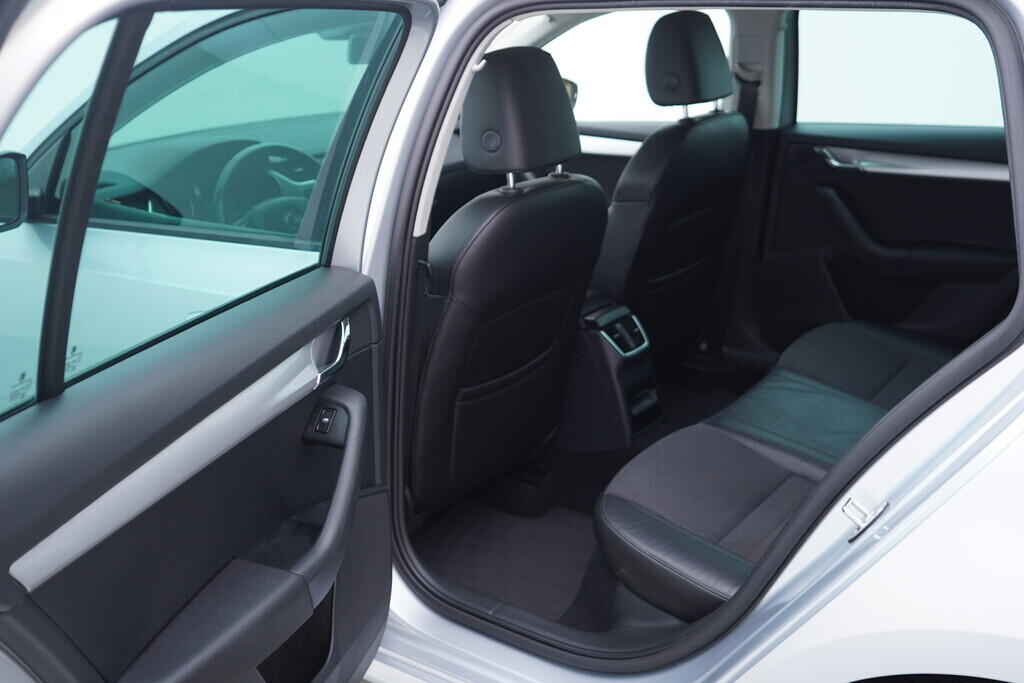 OV190V10289_36.webp_OCTAVIA Style 2.0 TDI 110 kW automat