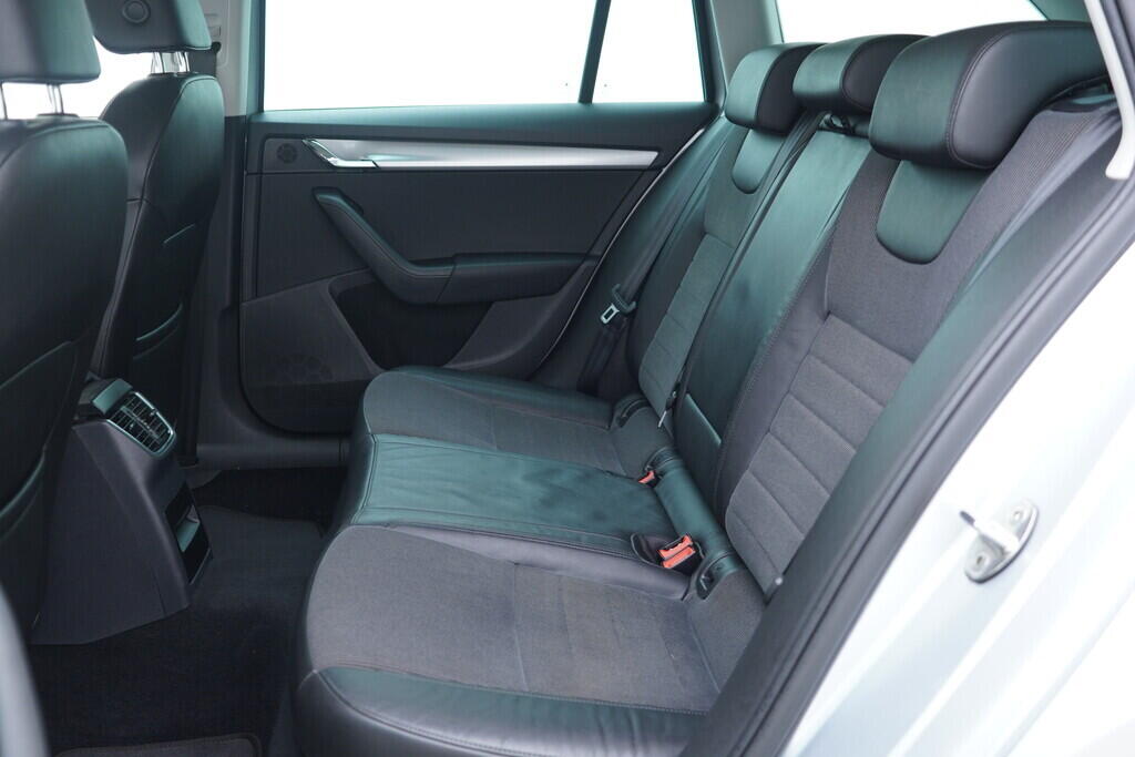 OV190V10289_38.webp_OCTAVIA Style 2.0 TDI 110 kW automat