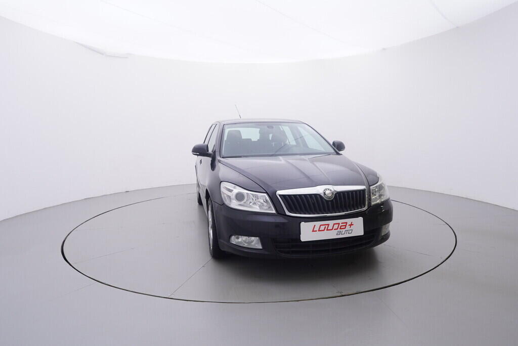 OV190V10295_17.webp_OCTAVIA Elegance 2.0 TDI 103 kW manuál