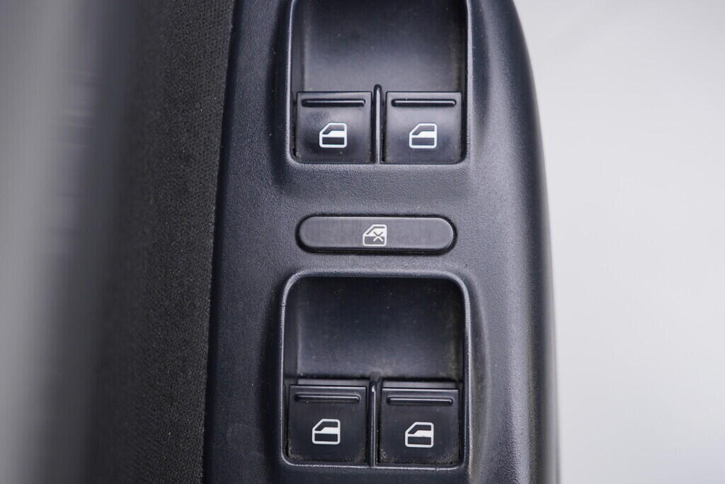 OV190V10295_20.webp_OCTAVIA Elegance 2.0 TDI 103 kW manuál