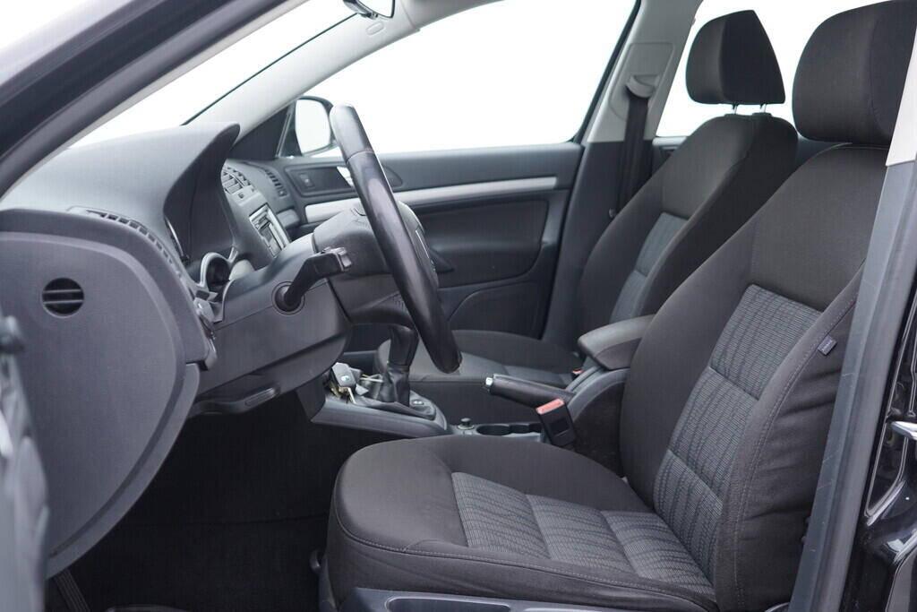 OV190V10295_23.webp_OCTAVIA Elegance 2.0 TDI 103 kW manuál