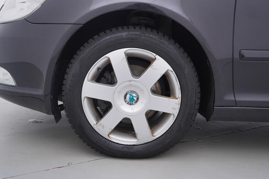 OV190V10295_39.webp_OCTAVIA Elegance 2.0 TDI 103 kW manuál