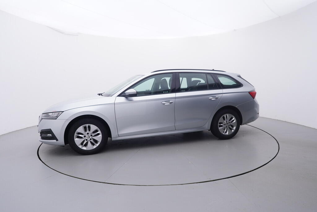 OV190V10306_11.webp_OCTAVIA Ambition 2.0 TDI 85 kW manuál