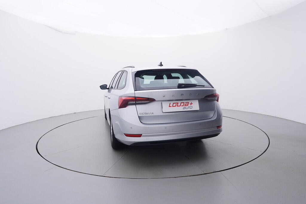 OV190V10306_13.webp_OCTAVIA Ambition 2.0 TDI 85 kW manuál