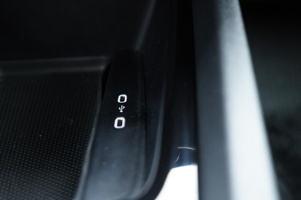 OV190V10306_34.webp_OCTAVIA Ambition 2.0 TDI 85 kW manuál